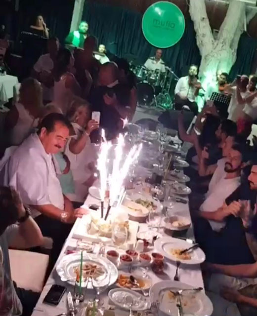 Derya Tuna'yı yalnız bırakmadı! Dikkat çeken doğum günü partisi - Resim: 1