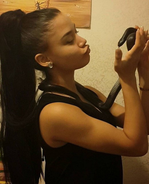 Survivor Denisa Gültekin kimdir? Vücut geliştirme pozları olay! - Resim: 2