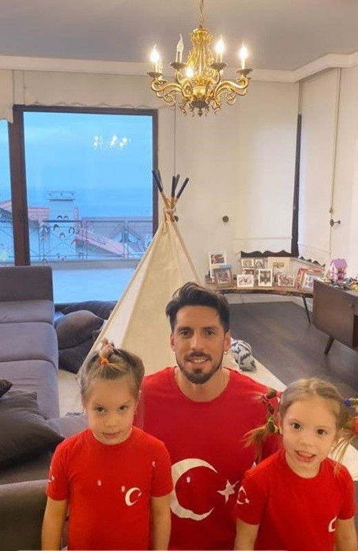 Josa Sosa: Bir gün dönmeye karar verirsem dönerim - Resim: 0