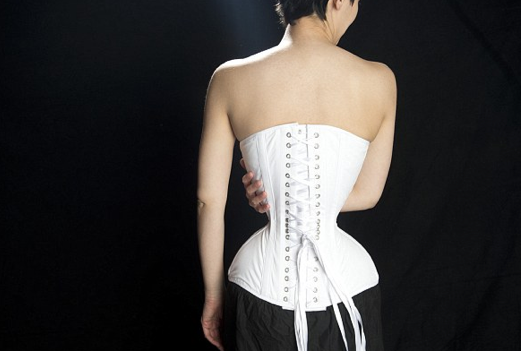 3 yıl korse taktı, beli ne hale geldi! - Resim: 4