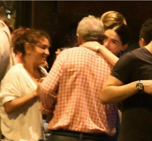  Hazar Ergüçlü kendisini eleştiren takipçisine fena ayar verdi! - Resim: 1