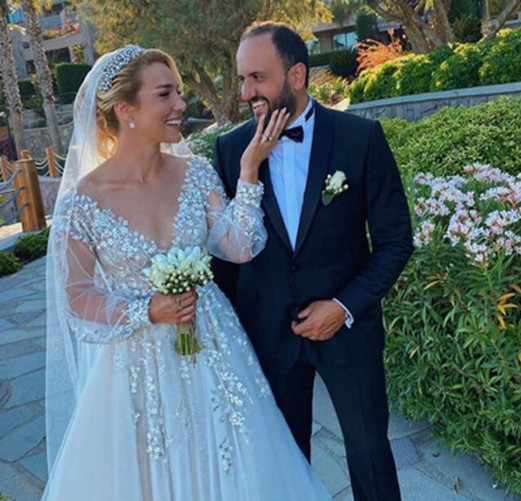 Cansu Canan Özgen kimdir kaç yaşında kiminle evli? - Resim: 0