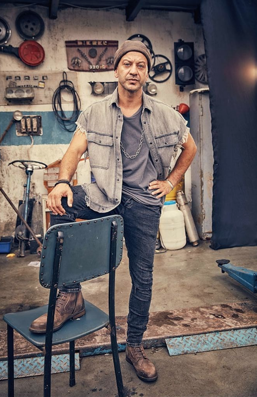 Çukur dizisinin Aliço'su Rıza Kocaoğlu bambaşka bir rolde! - Resim: 4