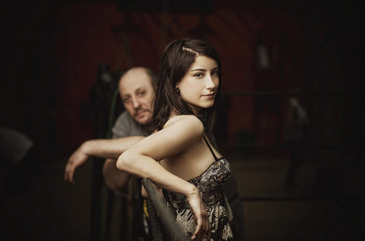 Bizim Hikaye dizisinin başrolü Hazal Kaya meğer vurup kafayı uyumuş - Resim: 4