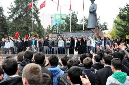 Öğrenciler terörü böyle lanetledi - Resim: 1