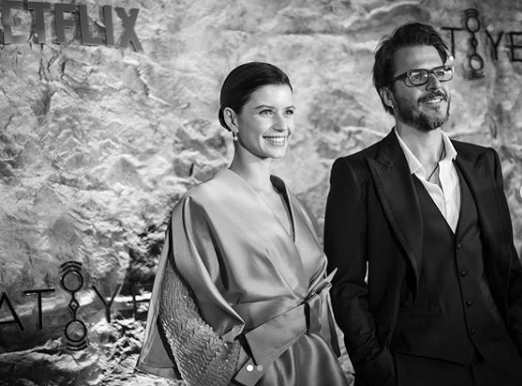 Mehmet Günsür'den Fi'deki rol arkadaşı Serenay Sarıkaya itirafı - Resim: 1