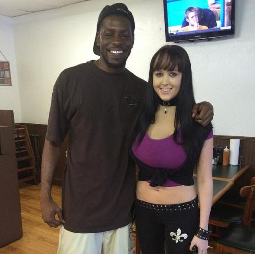 Onun tam 3 tane göğsü vardı ama hırsız dadanınca bakın ne oldu - Resim: 3