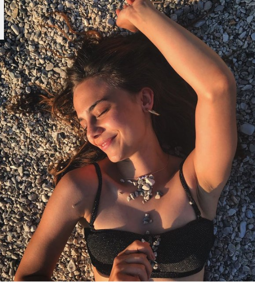 Zalim İstanbul'un Ceren'i Bahar Şahin sosyal medyayı sallıyor! Bikinili hali olay - Resim: 2