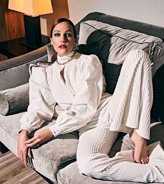 Meryem Uzerli yatak odasından paylaştı herkese dudak ısırttı - Resim: 4