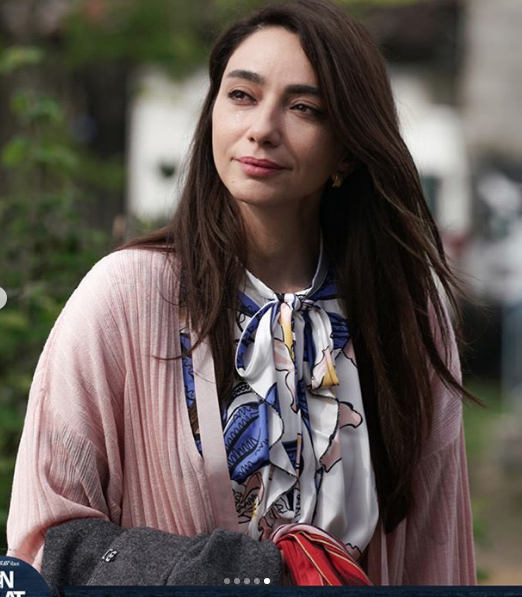 Öykü Gürman'ın veda notu herkesi duygulandırdı Sen Anlat Karadeniz final yaptı! - Resim: 3