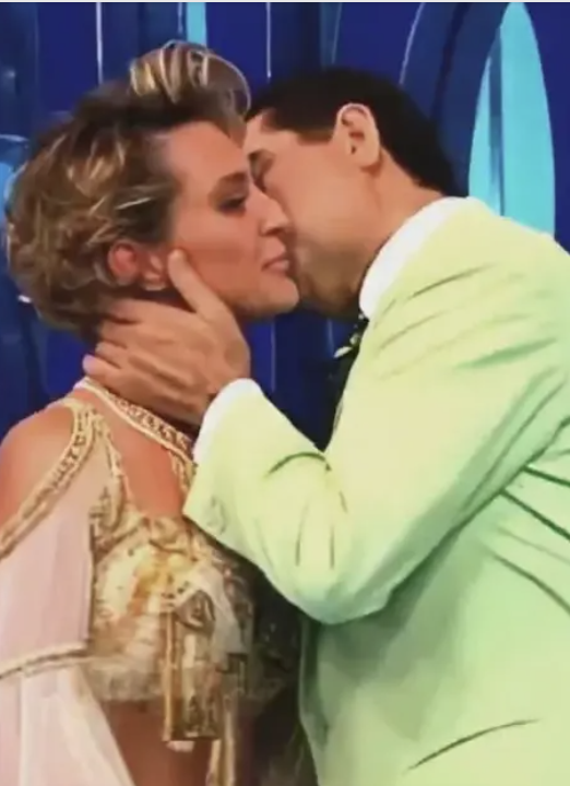 İbo yapmadığını bırakmamış! Eski dansöz Şıvga Gerez meğer bakın hangi rolü canlandırmış... - Resim: 3