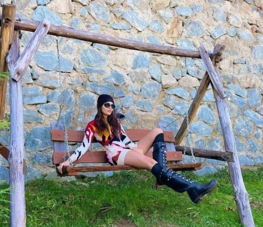 Camiden yaptığı paylaşım tepki çekmişti! Mahkemeden Eda Taşpınar kararı - Resim: 2