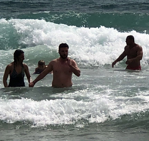 Dalgalara aldırış etmediler! Söyledikleriyle 'pes' dedirtti - Resim: 3