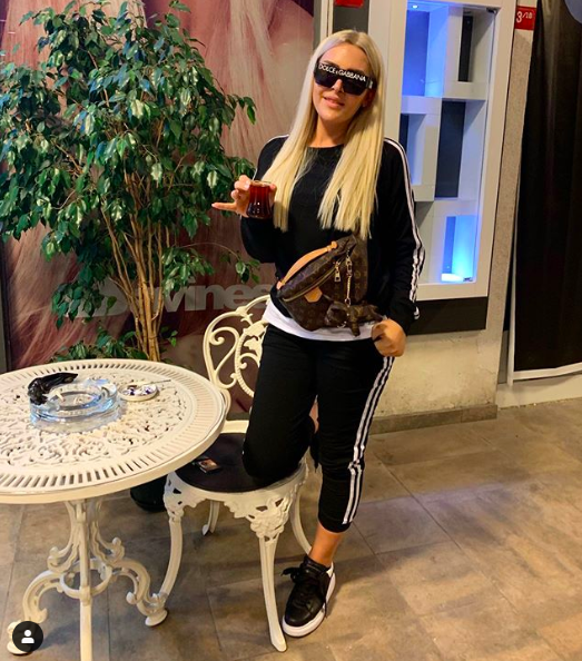 Selin Ciğerci babası ne iş yapıyor hangi mağazanın sahibi - Resim: 2