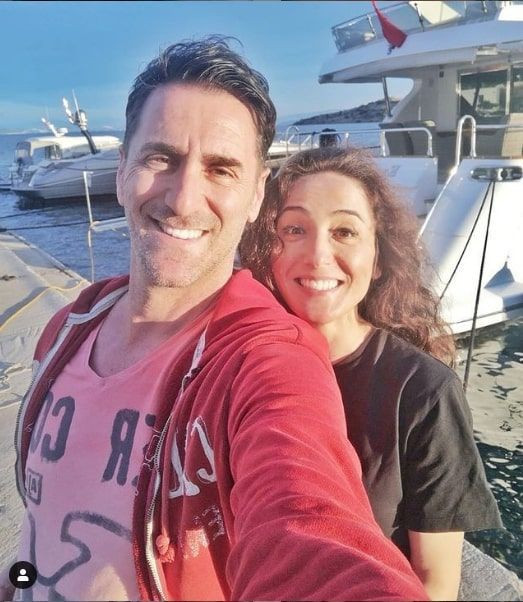 Bekir Aksoy eşi ve 8 aylık bebeği koronavirüse yakalandı işte son sağlık durumları - Resim: 1