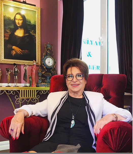 Gülseren Budayıcıoğlu kimdir kaç yaşında Gülseren Budayıcıoğlu  kitapları - Resim: 1