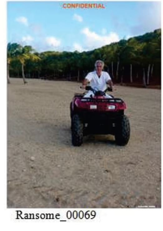 Epstein'in fuhuş adasından yeni fotoğraflar ortaya çıktı - Resim: 2