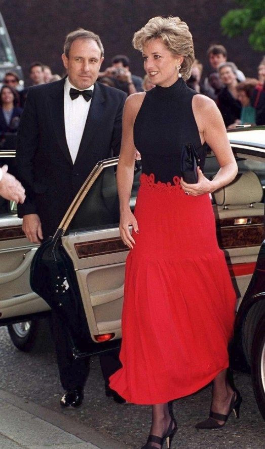 Prenses Diana’nın sweatshirt'ü rekor paraya satıldı - Resim: 1