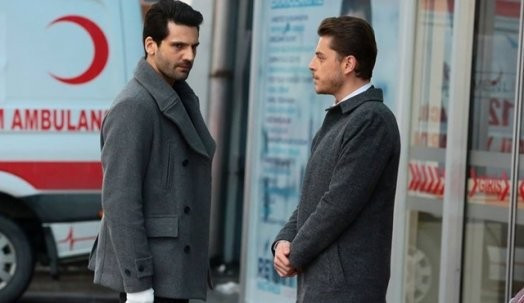 Kara Sevda final mi yapıyor son bölüm merak uyandırdı - Resim: 4