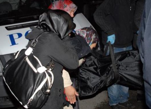 Babasını öldürüp kömürlüğe gömdü - Resim: 3