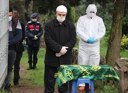 Kocaeli'de koronavirüsten ölen annenin bebeği de kurtarılamadı - Resim: 0