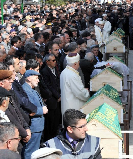  Afyonkarahisar'da en acı uğurlama! - Resim: 1