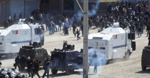 Güneydoğu sokakları savaş alanı gibi - Resim: 4