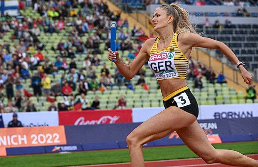 "Dünyanın en seksi sporcusu" Alica, Haaland'a meydan okudu: Onu mahvederim - Resim: 4