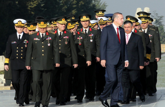 YAŞ toplantısı öncesi Anıtkabir ziyareti! - Resim: 2