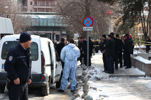 Başbakanlık yakınında bombalı saldırı - Resim: 3