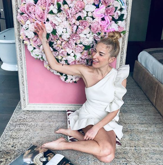 Burcu Esmersoy'un yeni işi belli oldu! Bakın hangi kanalla anlaştı - Resim: 1