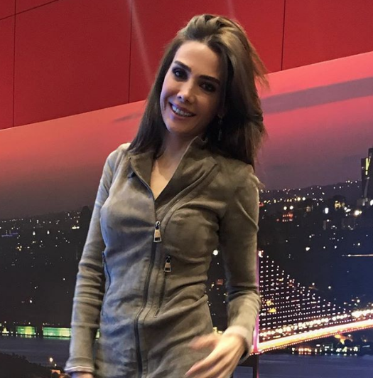 Tüyoyu yakın dostu verdi! Jülide Ateş geri dönüyor - Resim: 3