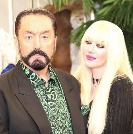 Adnan Oktar’ın kediciği Fenerbahçeli Alper Potuk'un sevgilisine kancayı atmış - Resim: 3