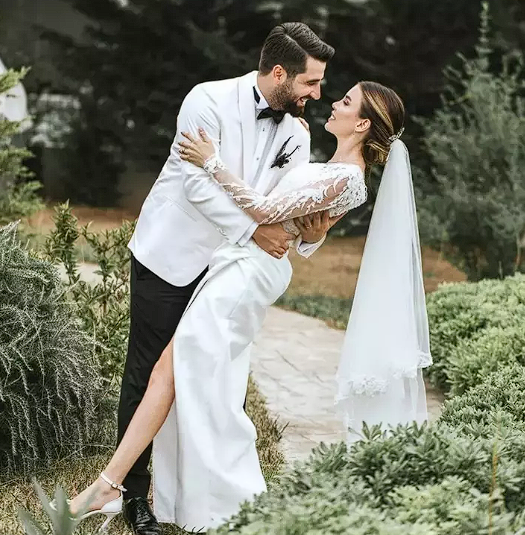 "Kafalar" üyesi Bilal Hancı eşini aldattı! Esin Çepni "Siz de görün istiyorum" deyip ihanetin görüntüsünü paylaştı - Resim: 2