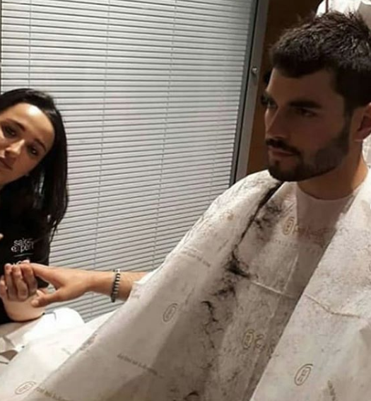 Hercai'nin Miran'ı Akın Akınözü bedelli askere gidiyor! Manikür pozu alay konusu oldu - Resim: 2