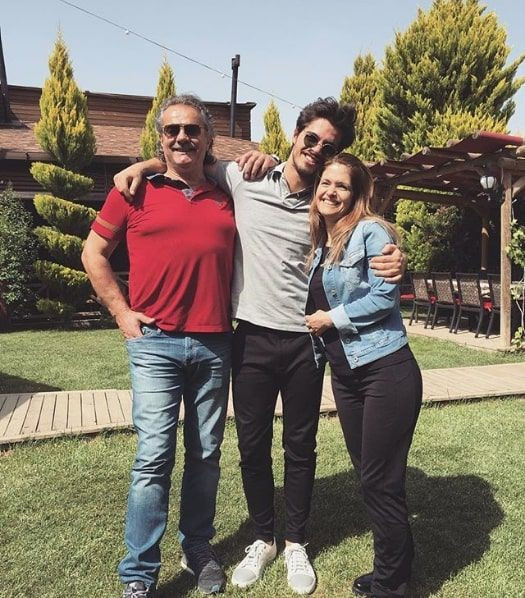 Berk Atan'ın ailesi İzmir'de depreme yakalandı: Seslerini ilk defa böyle duydum - Resim: 3