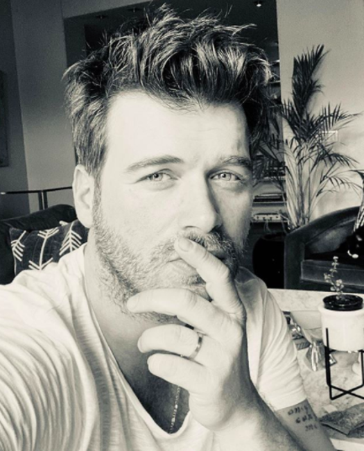 Kıvanç Tatlıtuğ yaşı kaç aslen nereli Kıvanç Tatlıtuğ eşi kimdir? - Resim: 0