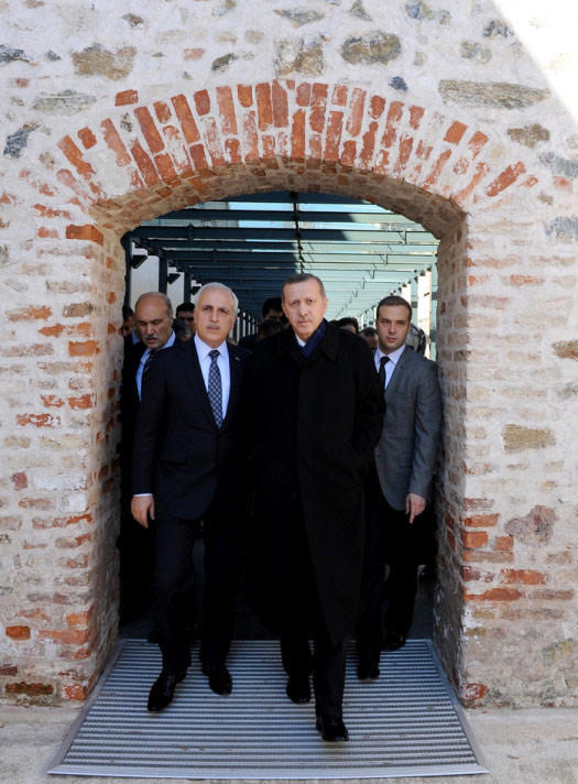 Erdoğan ilk kez dışarı çıktı - Resim: 4