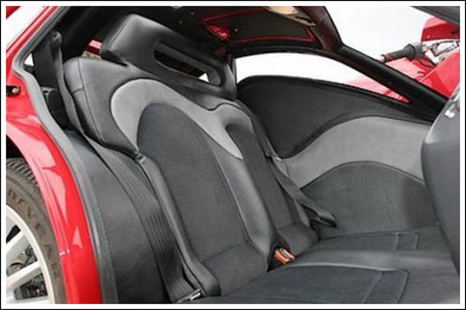 Yarısı motosiklet, yarısı araba - Resim: 2