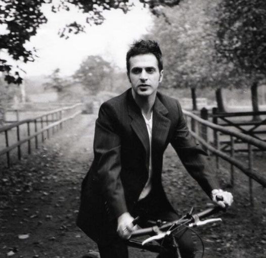 Teoman'ın yaptığına bakın! Sahneye atılan kondomu şişirip seyirciye fırlattı - Resim: 4