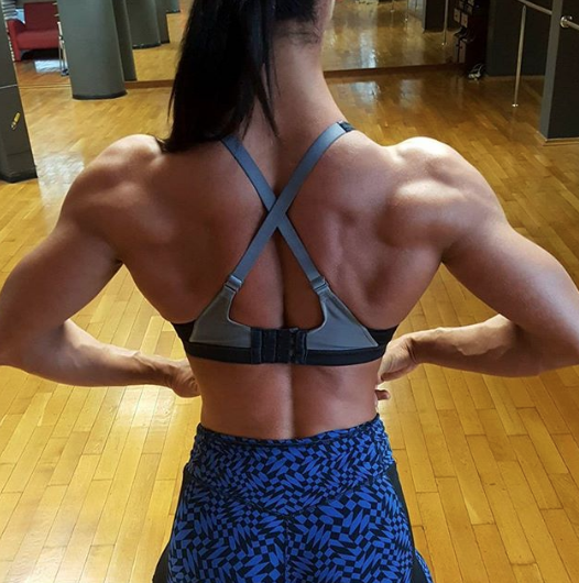 Deniz Eke kayıp ilanı verdi! Bikinisini bulana kıyak geçecek - Resim: 2