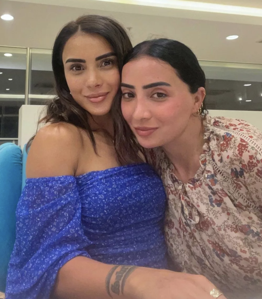 Survivor Sabriye'nin birde esmer güzeli ablasını görün! Benzerliğini gören ikiz sanıyor - Resim: 2