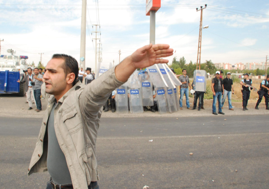 Diyarbakır'da Gemlik gerginliği - Resim: 2