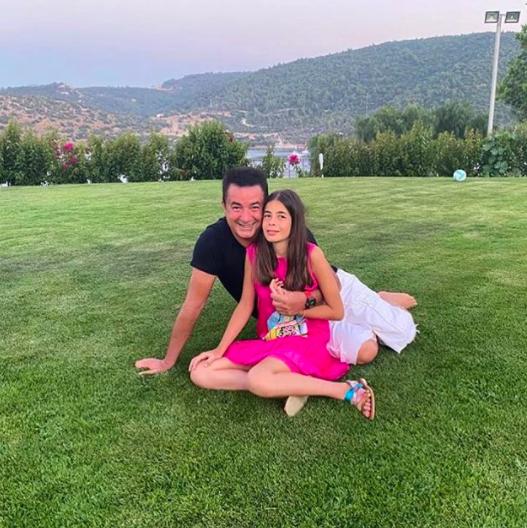 Zeynep Ilıcalı kaç yaşında Acun Ilıcalı'nın 2. eşi ve çocukları kimdir? - Resim: 0