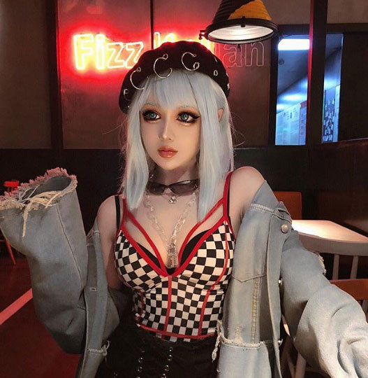 Oyuncak bebek mi gerçek insan mı? Görenler ayırt edemiyor - Resim: 4