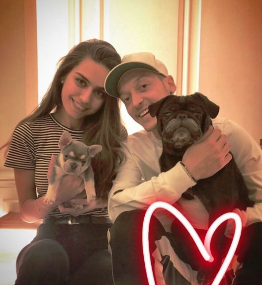İşte Mesut Özil ile Amine Gülşe'nin bebekleri  - Resim: 2