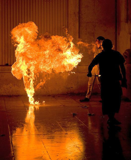 Ateşle oyun oynuyorlar - Resim: 2