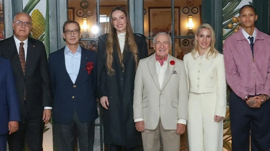Rahmi Koç'tan Filenin Sultanları'na dudak uçuklatan ödül! O sözler damga vurdu - Resim: 0