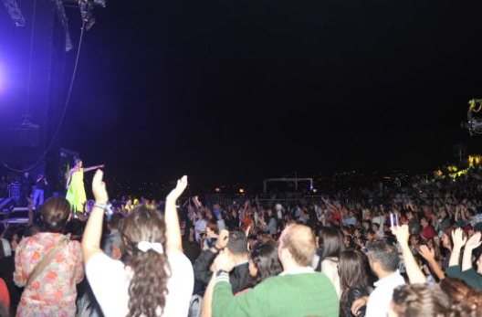 Gülben yeni imajıyla yıktı geçti - Resim: 4