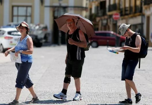 Önümüzde 'Oraj' var sonrası ise resmen felaket! Profesörün '2023' sözleri dil yutturdu: "Hava sıcaklığı 50 derecenin üstünü görecek" - Resim: 3